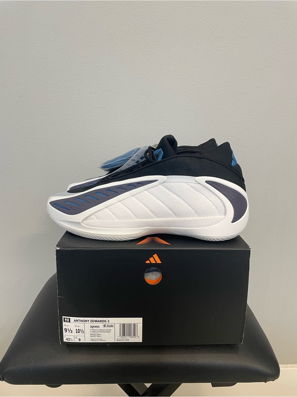 adidas AE 2 Anthony Edwards Alphadawg Men’s Athletic Shoes – Black/White/Blue